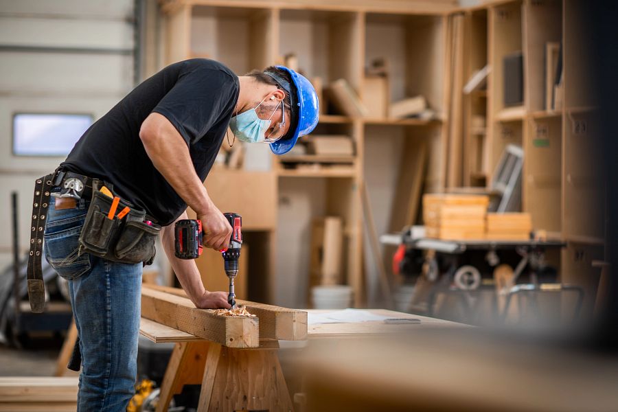 student competes in carpentry