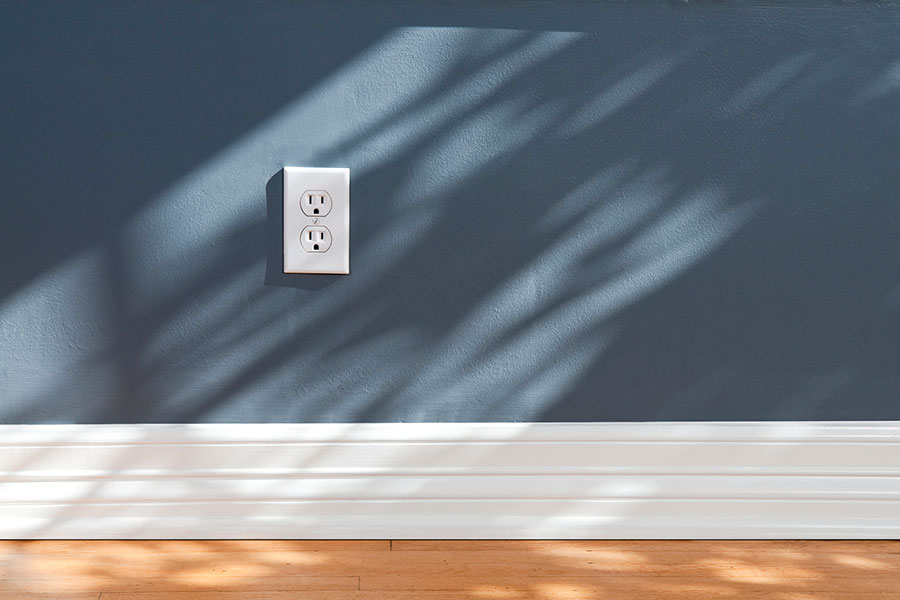 electrical outlet in wall of home