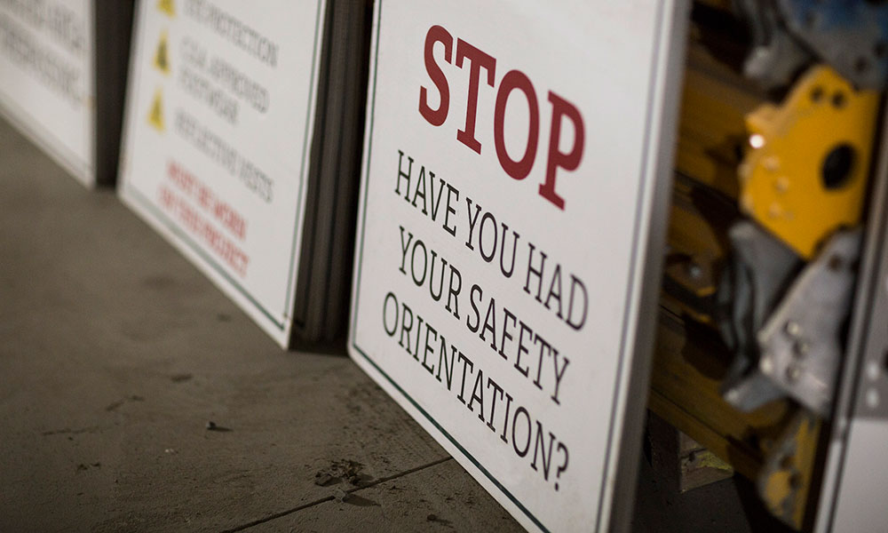 safety orientation sign